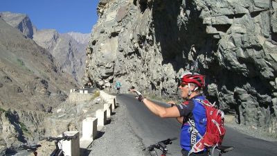 Mike Wood Cycling on the  tour with redspokes